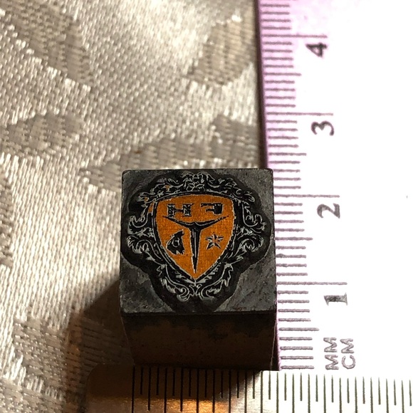 Antique Wooden Print Block Copper F H Star Horse Shield - Picture 4 of 4